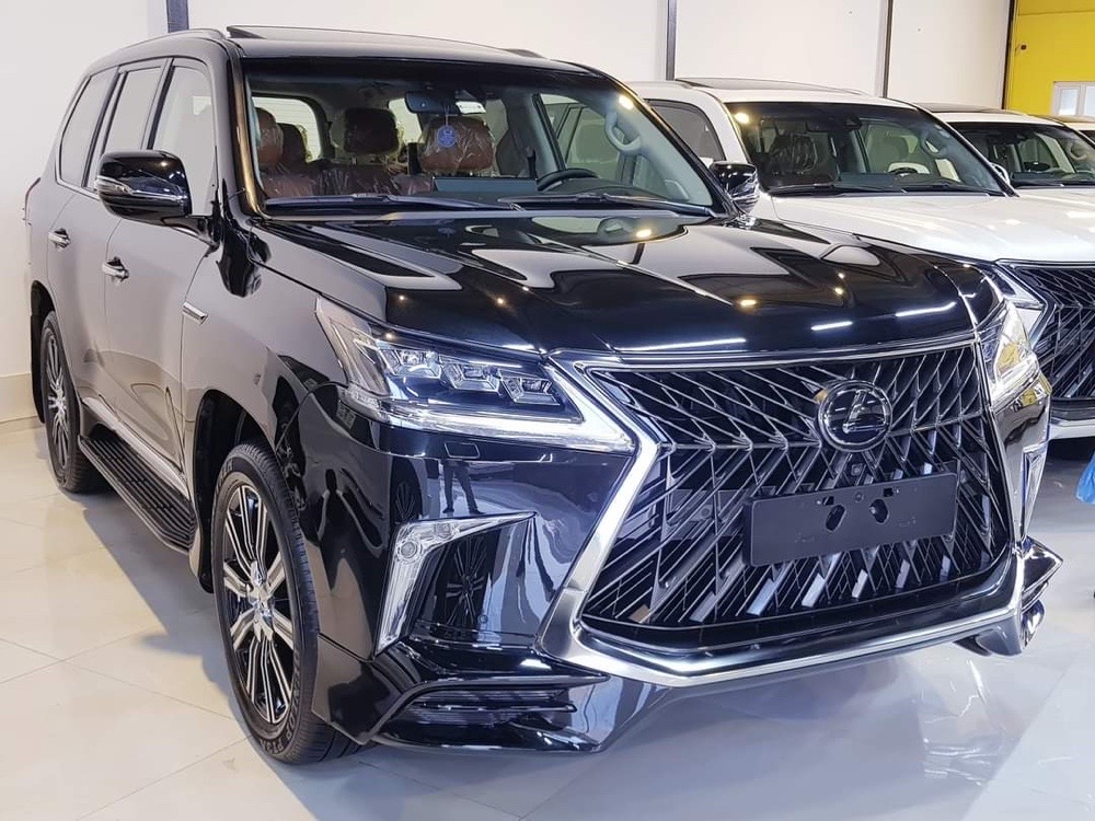 Lexus LX